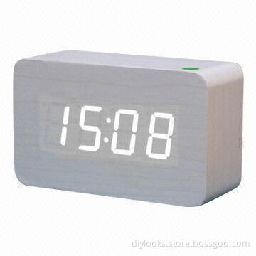 White Number USB/Battery Wooden Clock with Voice Control, Alternately Display Time/Month Temperature